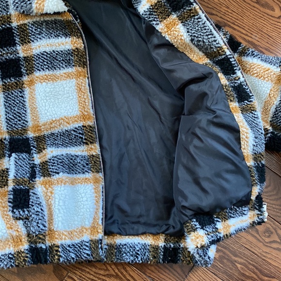 Fleece Sherpa Plaid Bomber Jacket - Picture 6 of 7